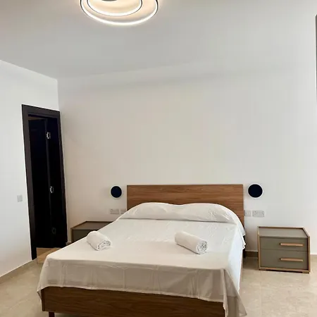 아파트 Swieqi Collection, Lux 3br Terrace I, St Julians